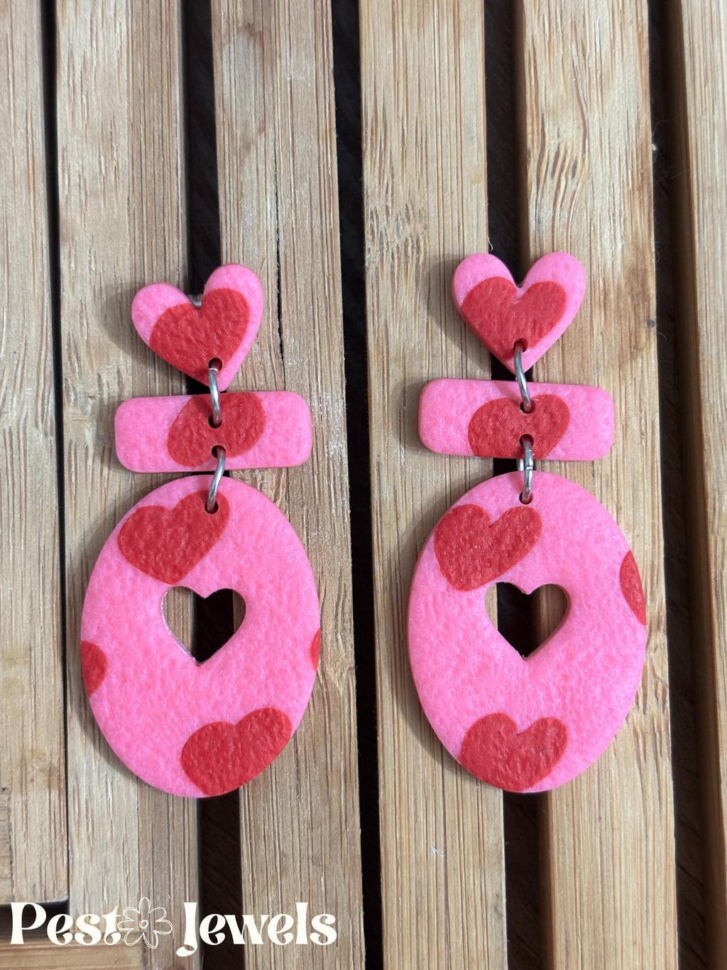 Cora - Boucle d'oreilles pendantes coeur