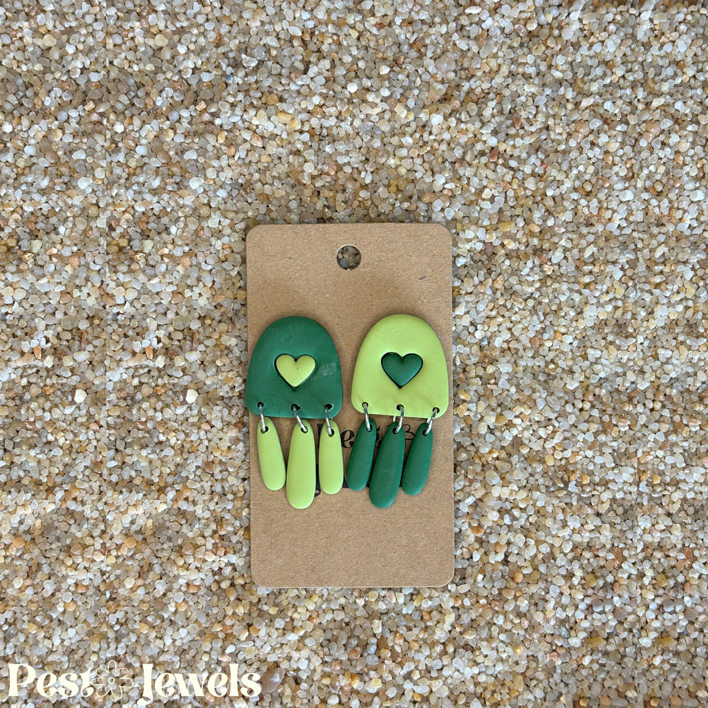 Aïna - Boucles d'oreilles pendante coeur