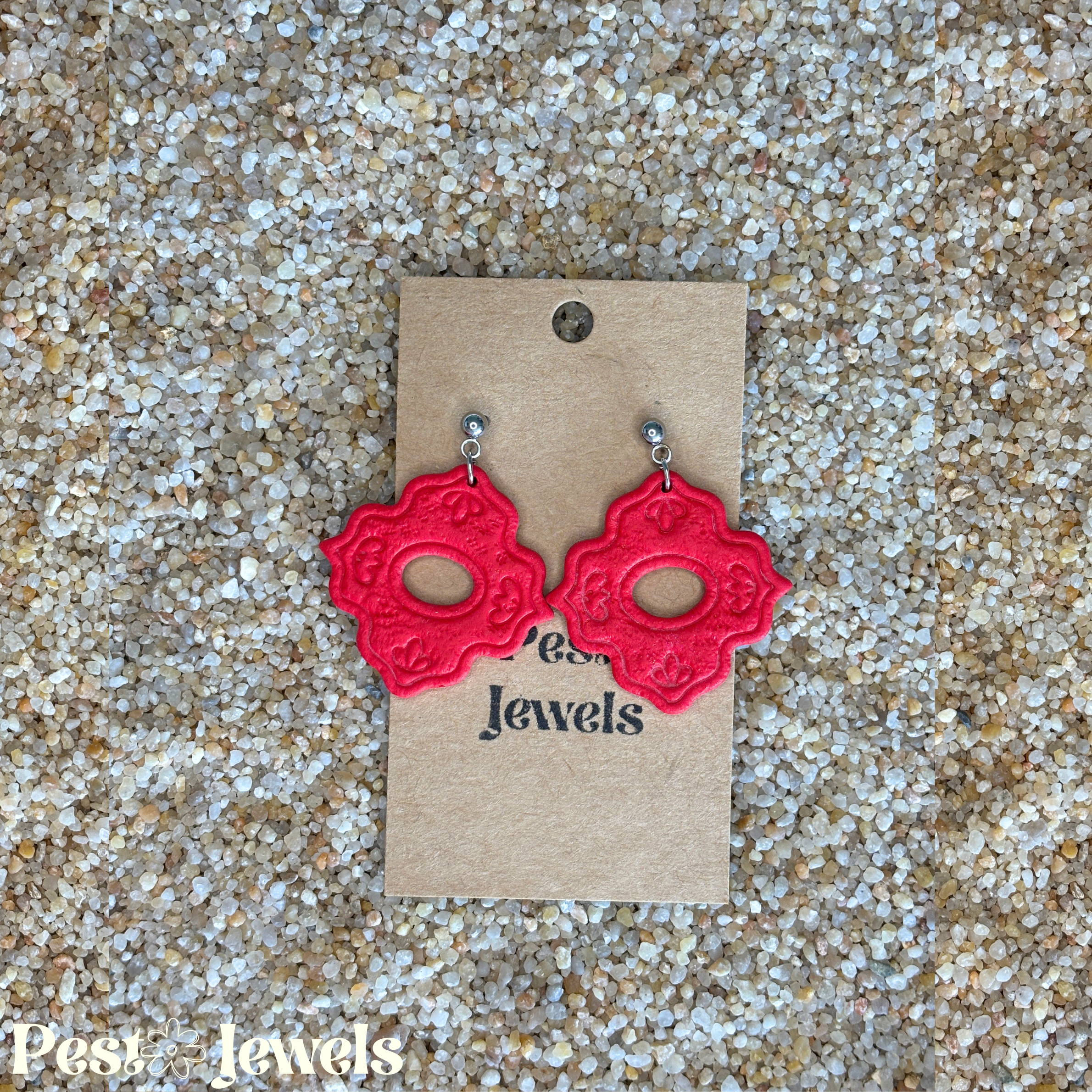 Montana - Boucle d'oreilles forme médaillon baroque