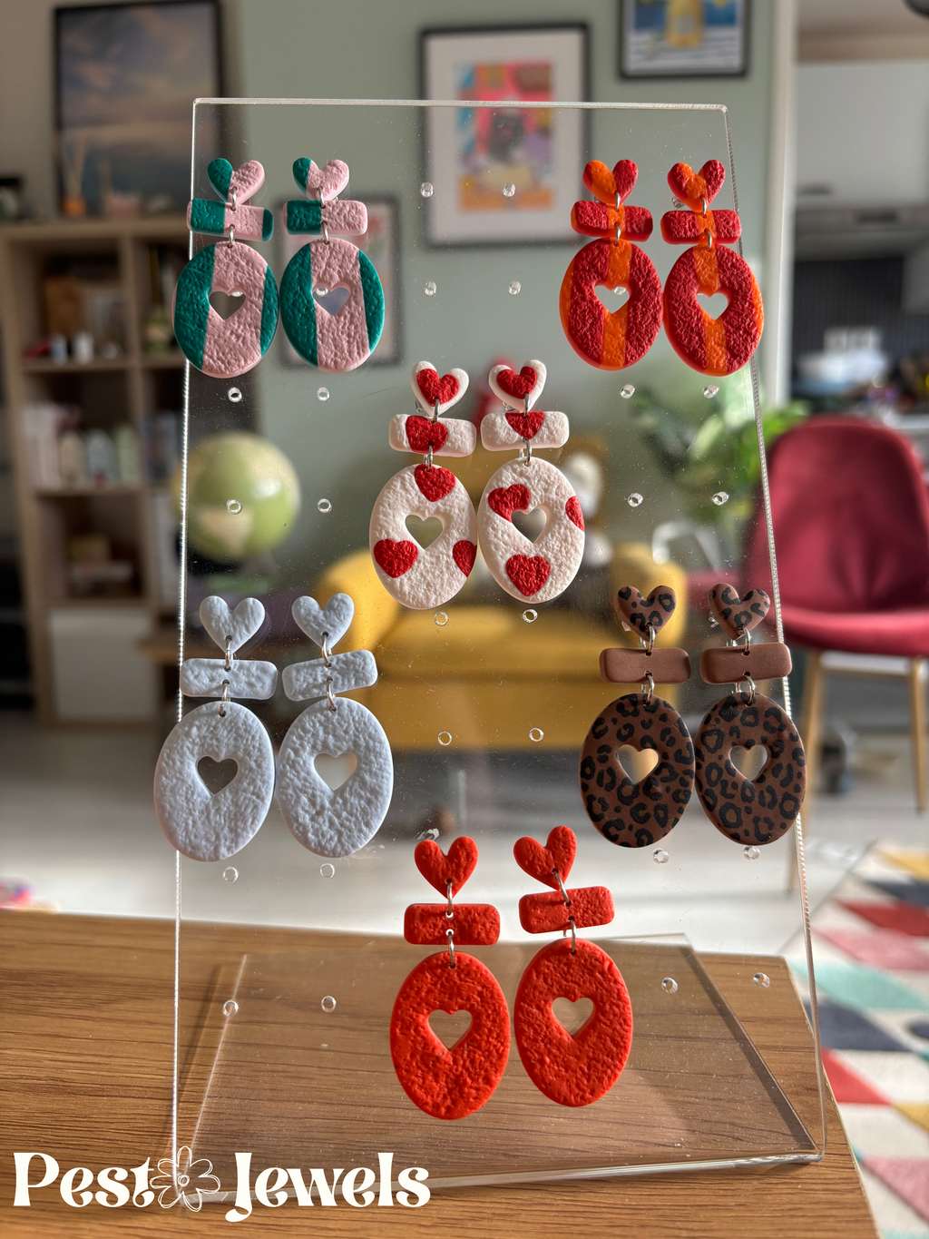 Cora - Boucle d'oreilles pendantes coeur